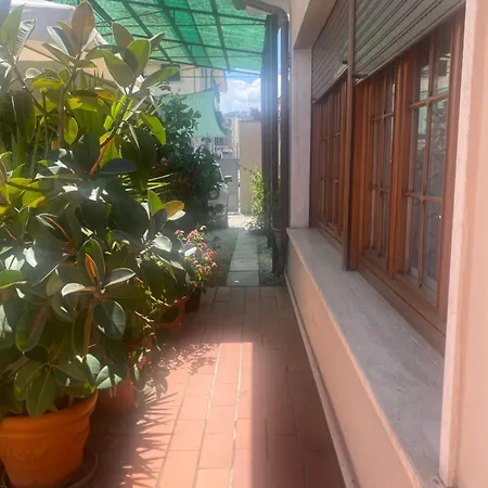 Monolocale Anna Апартаменти В'яреджо